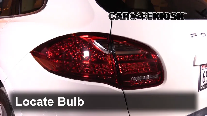 2013 Porsche Cayenne 3.6L V6 Luces Luz de reversa (reemplazar foco)